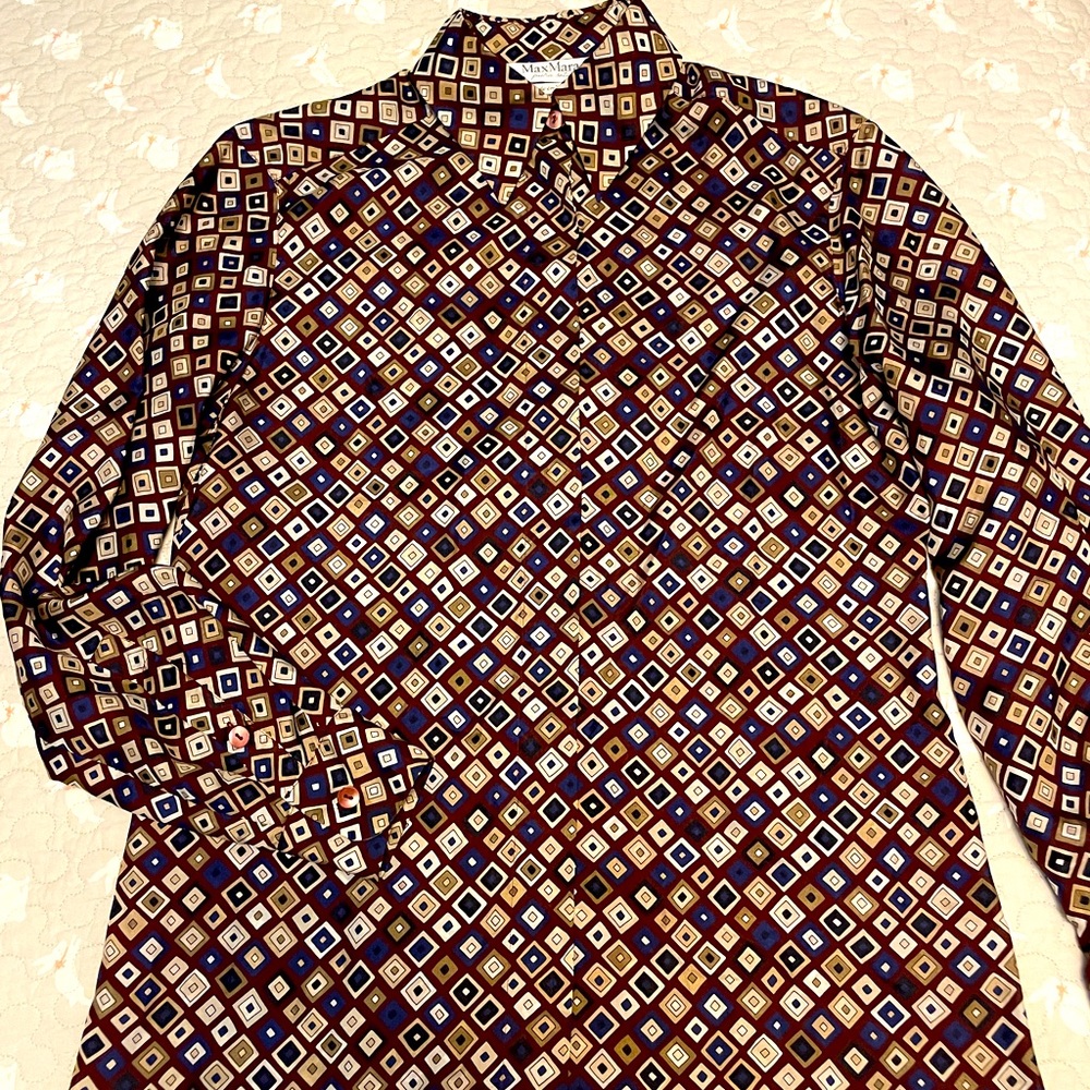 Max Mara Silk dress shirt / blouse sz 4 US / 36 European; Mint cond Mod print!